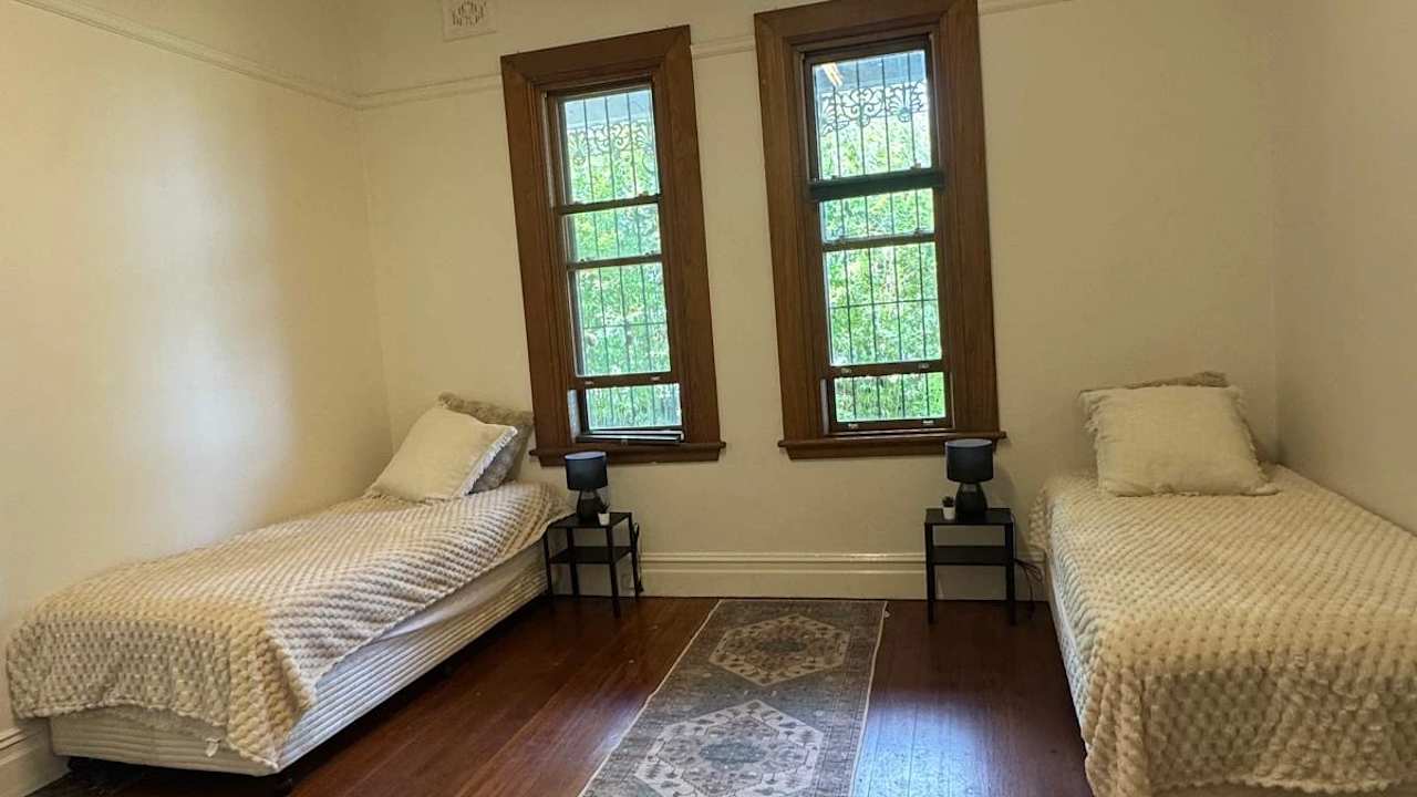 Unfurnished room in a share house