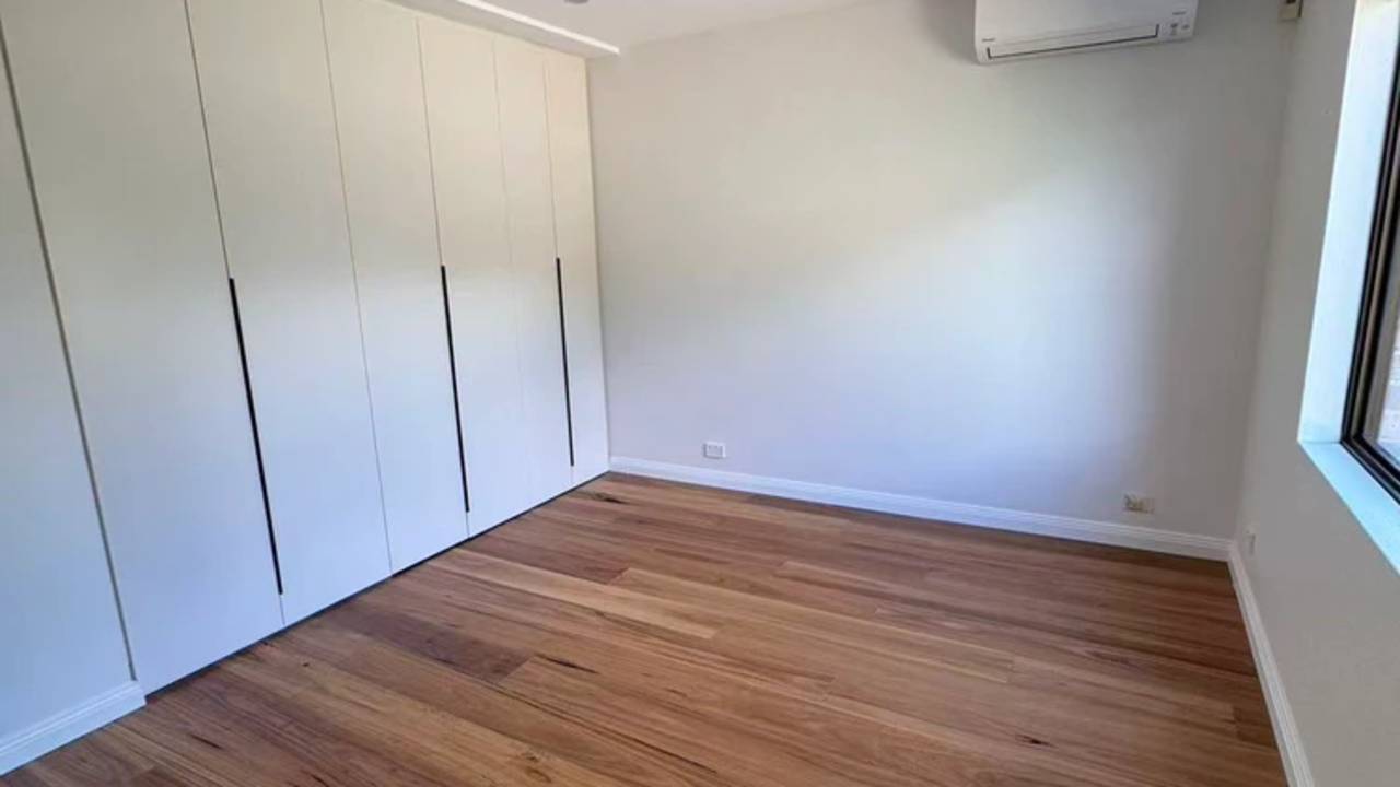 Whole property with 2 rooms for rent