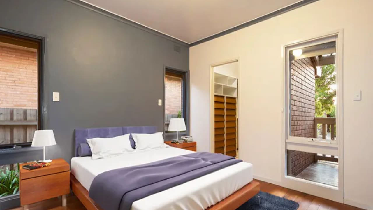 Furnished room with ensuite in a share house