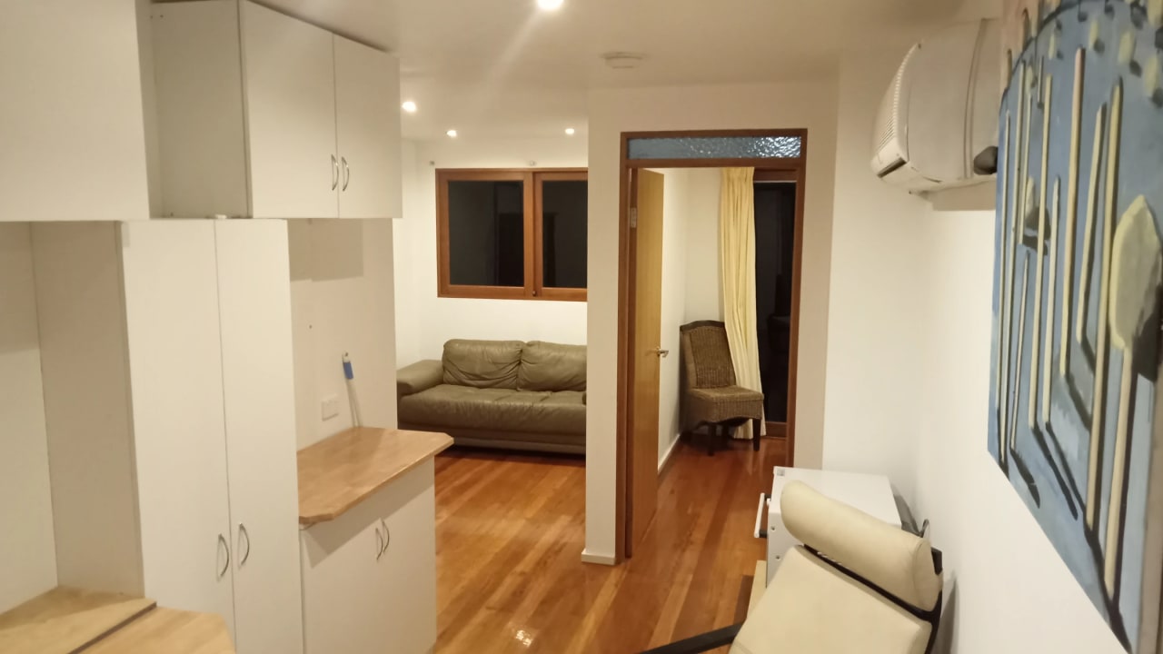 Whole property with 2 rooms for rent