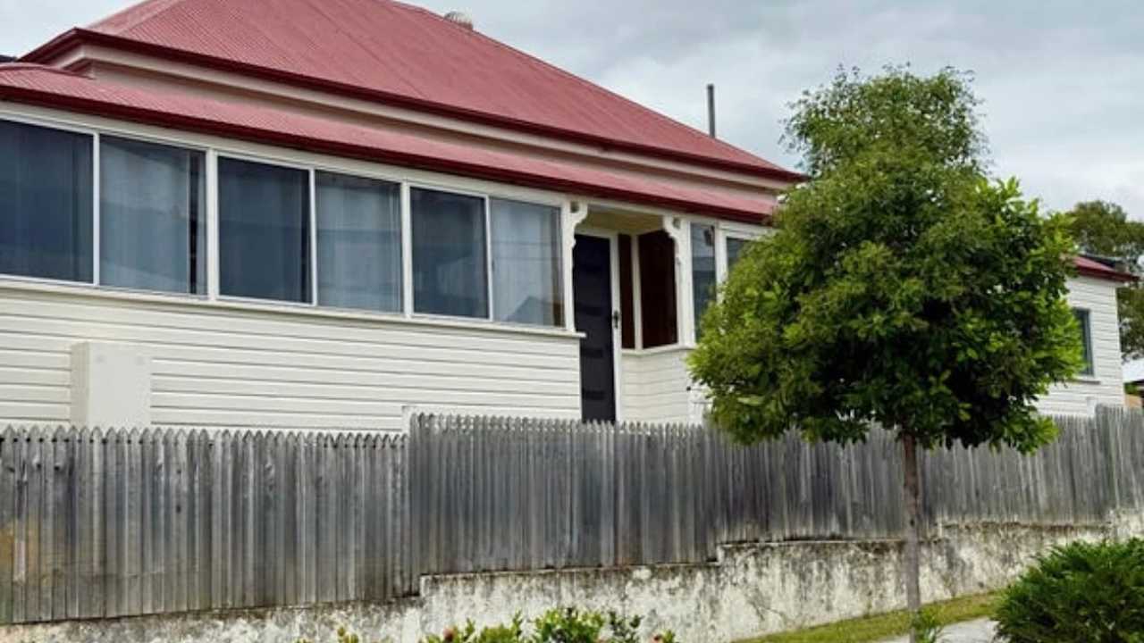 Room in a share house
