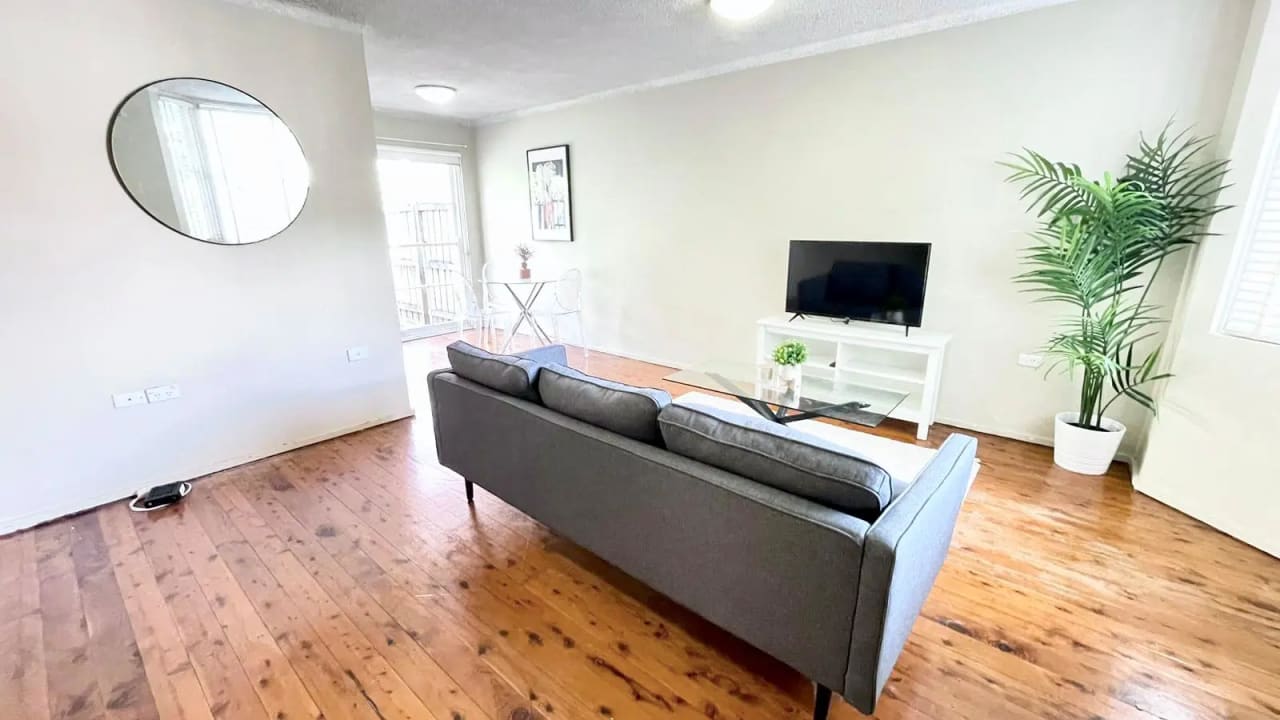 Whole property with 3 rooms for rent