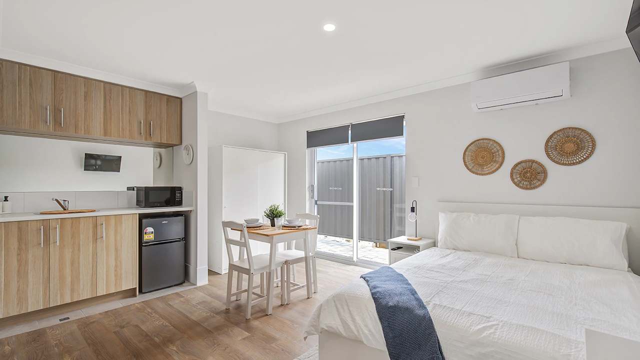 Furnished room with ensuite in a share house
