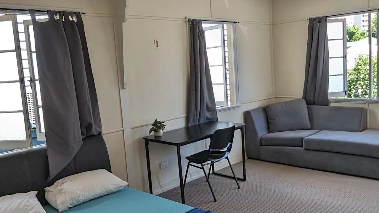 Furnished room in a share house