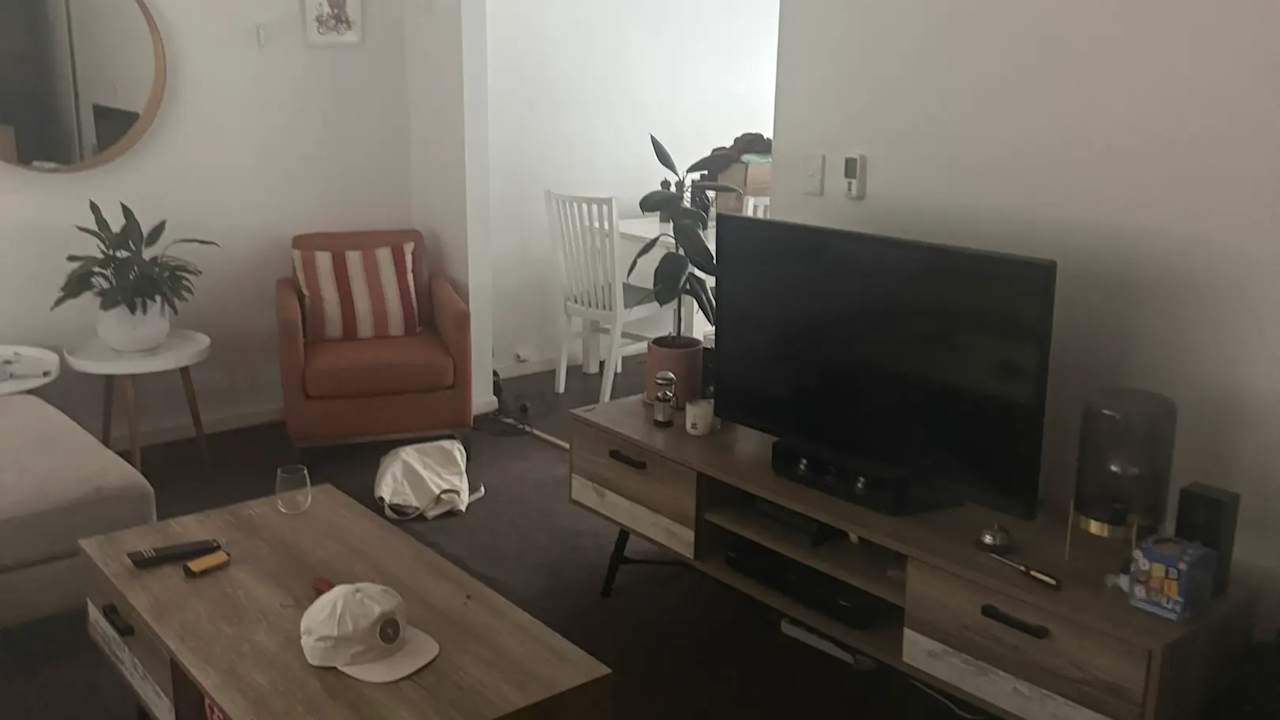 Unfurnished room in a share house