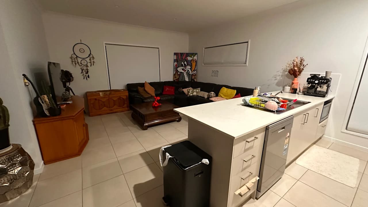 Unfurnished room with own bathroom