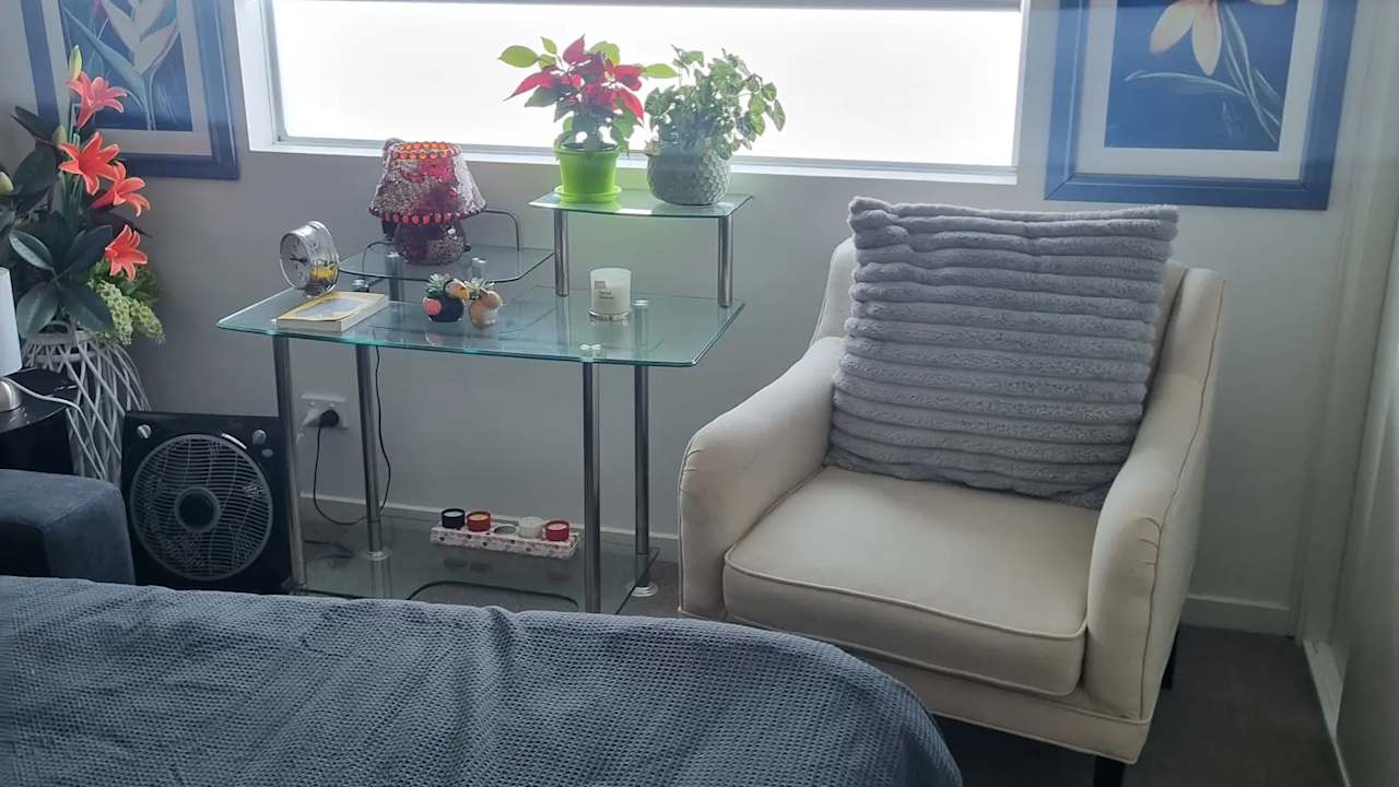 Whole property with 2 rooms for rent