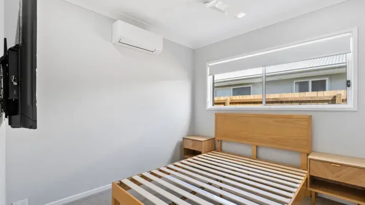 Furnished room with ensuite in a share house