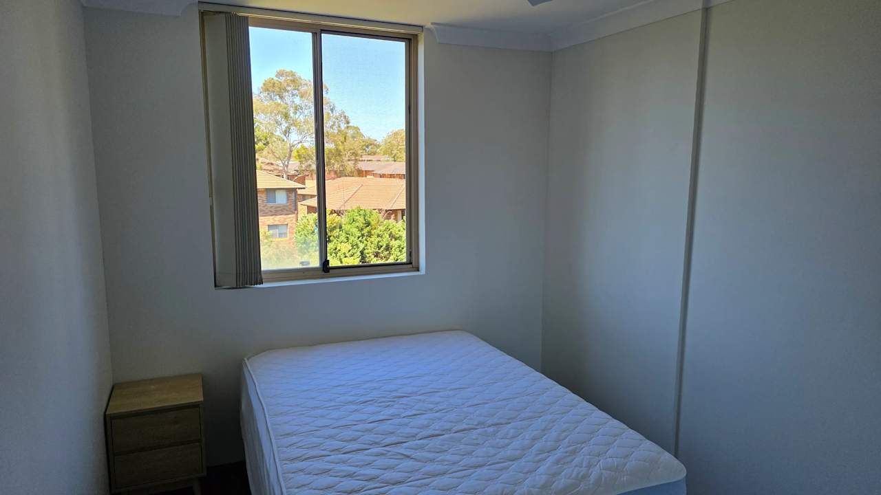 Furnished room with own bathroom