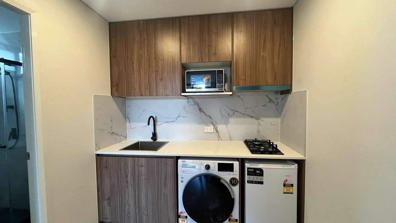 Furnished room studio flat for rent