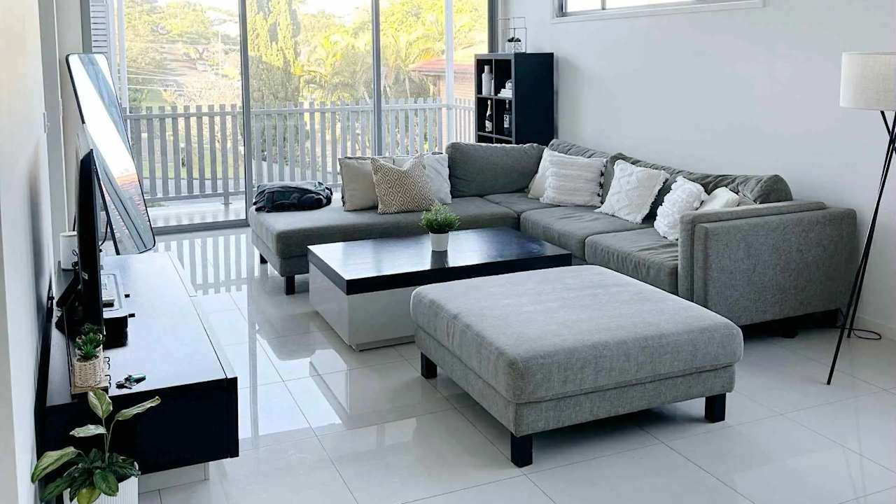 Unfurnished room in a share house
