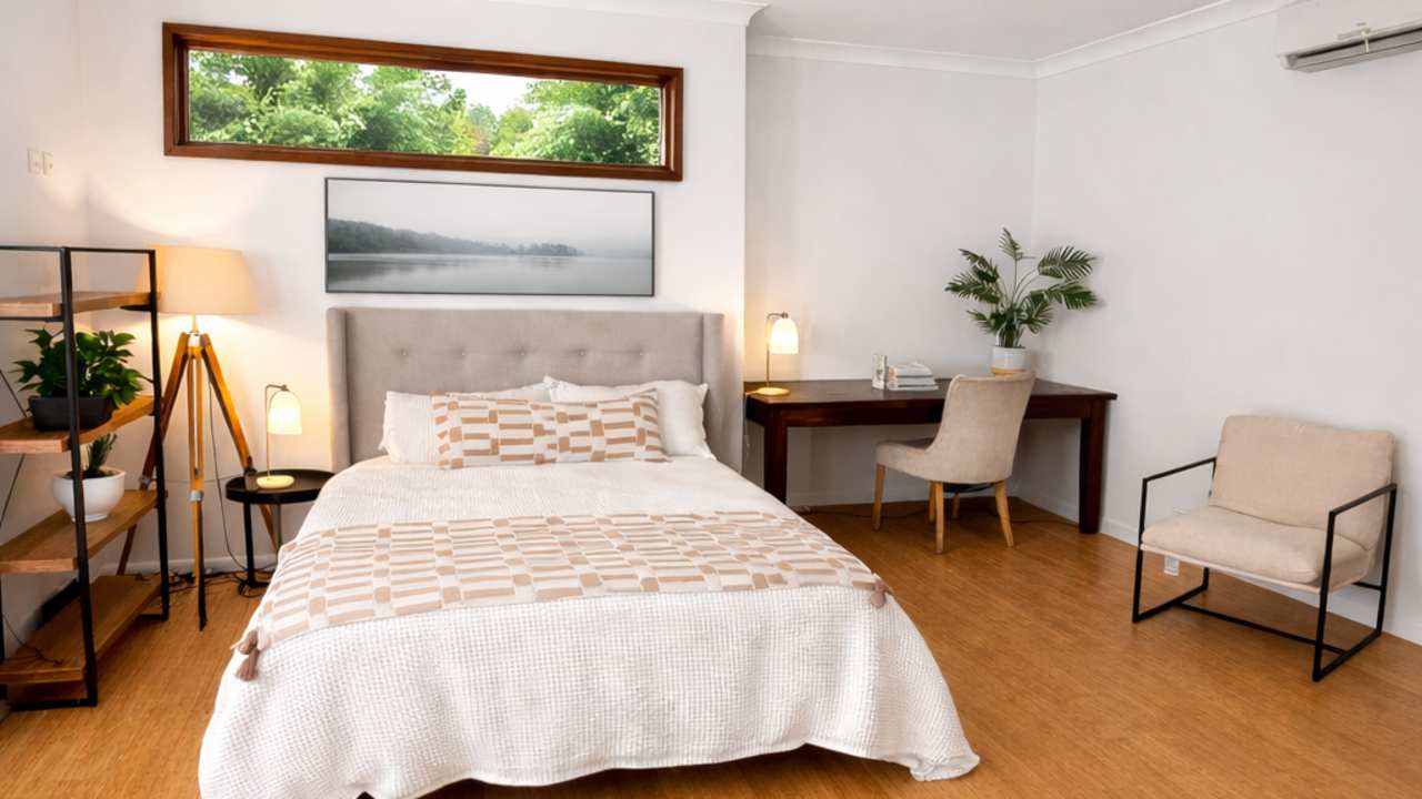 Furnished room with own bathroom