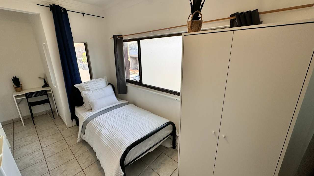 Furnished room studio flat for rent