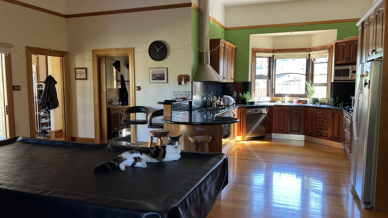 Furnished room in a share house