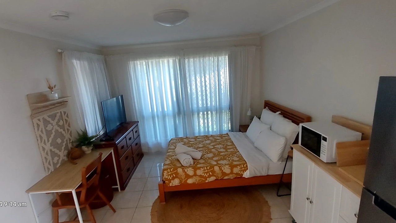 Furnished room with ensuite in a share house
