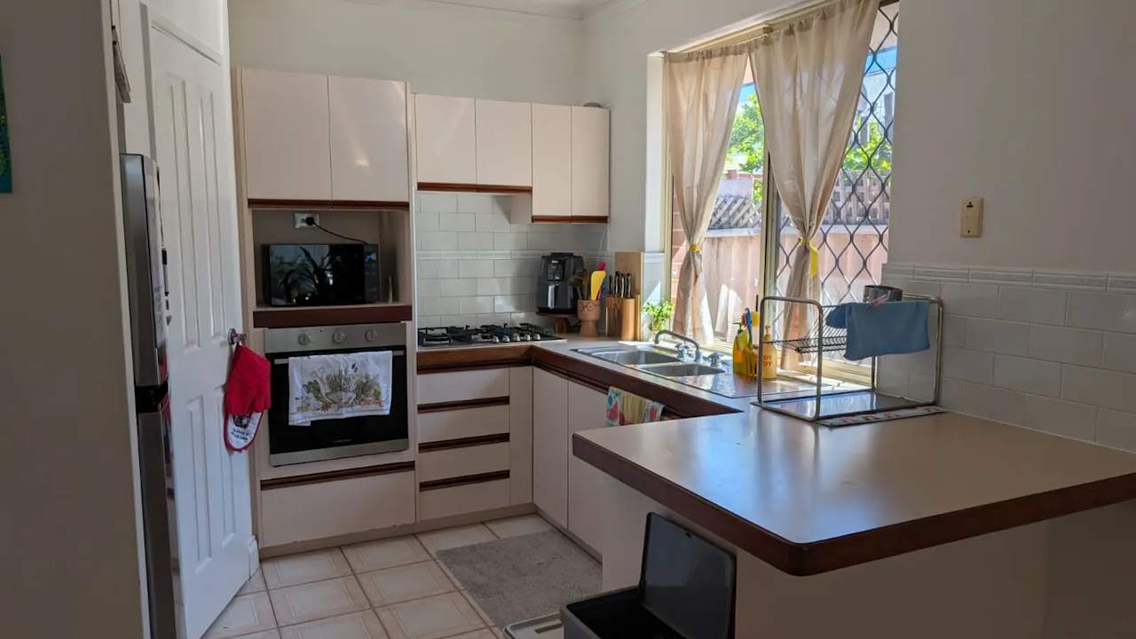 Furnished room with own bathroom