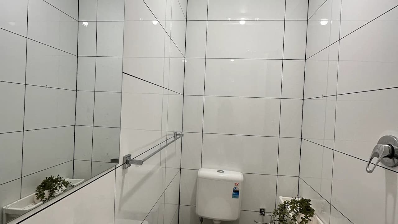 Furnished room with ensuite in a share house