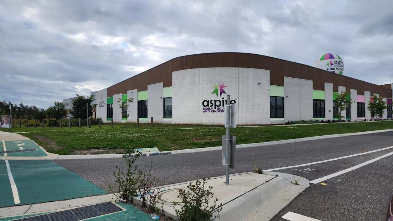 Room with ensuite in a share house