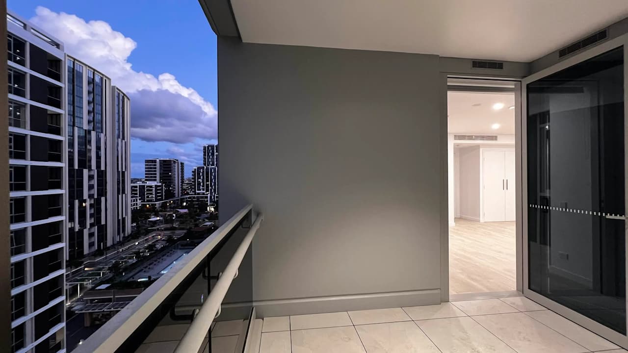 Furnished room with own bathroom