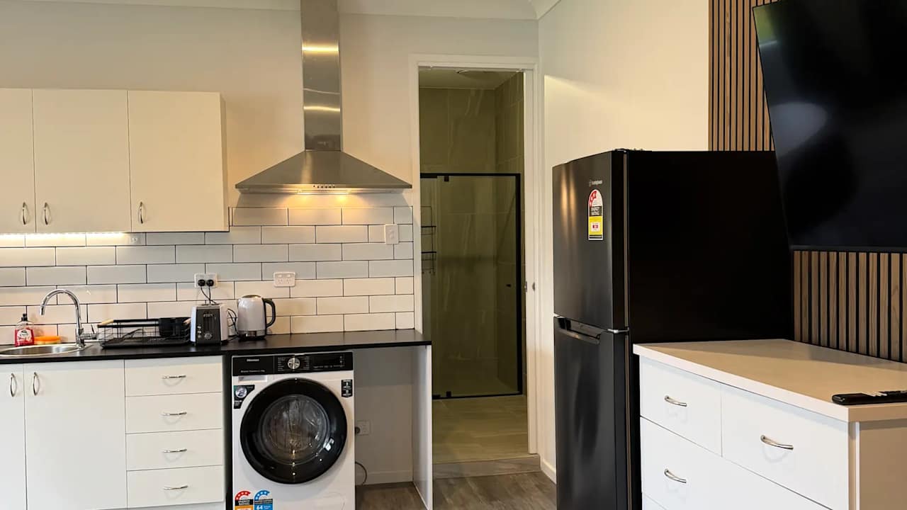 Furnished room studio flat for rent