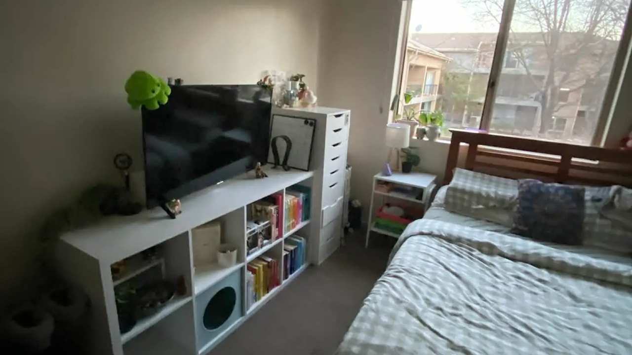 Unfurnished room with own bathroom