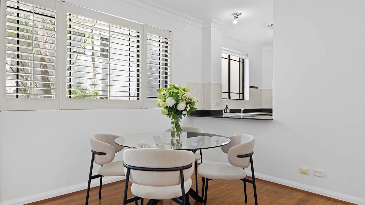 Whole property with 2 rooms for rent