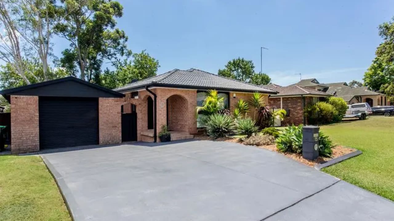 Whole property with 2 rooms for rent