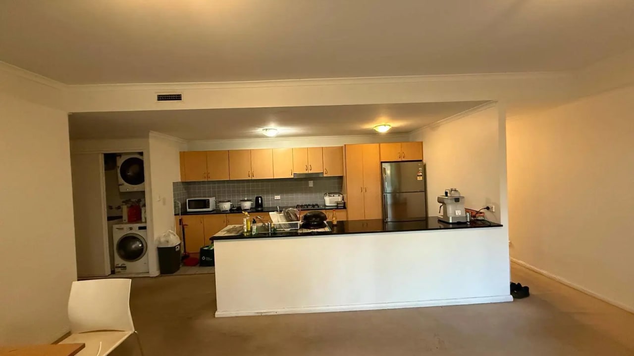 Furnished room in a flatshare