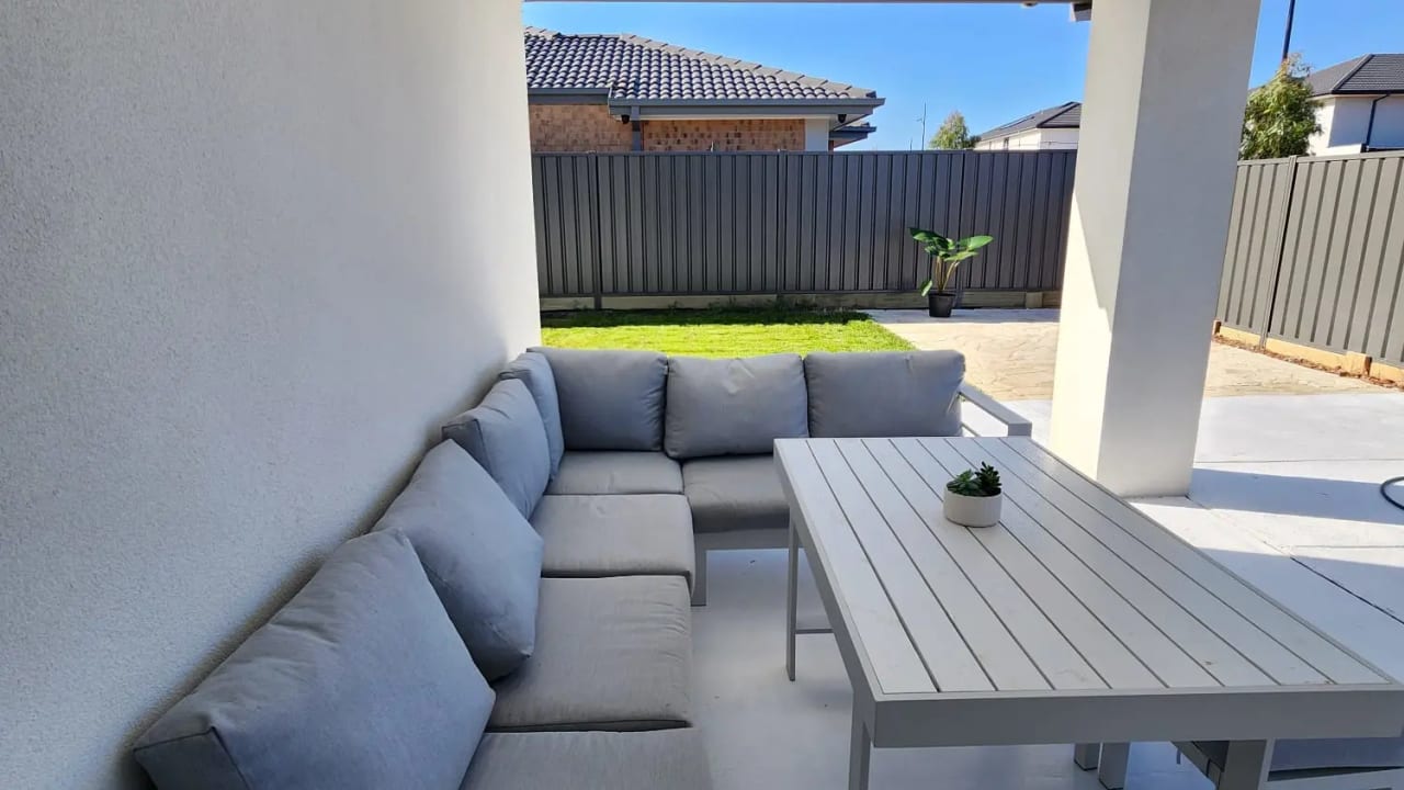 Unfurnished room in a share house