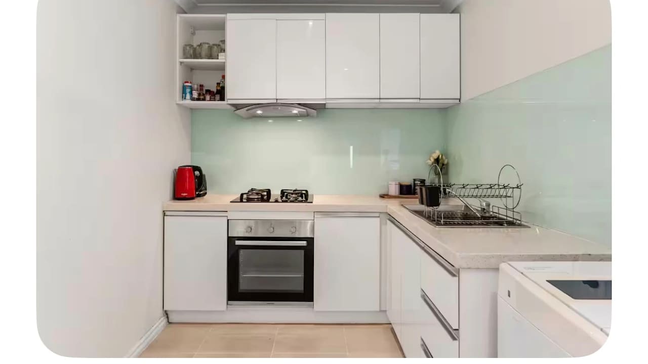 Room in a share house