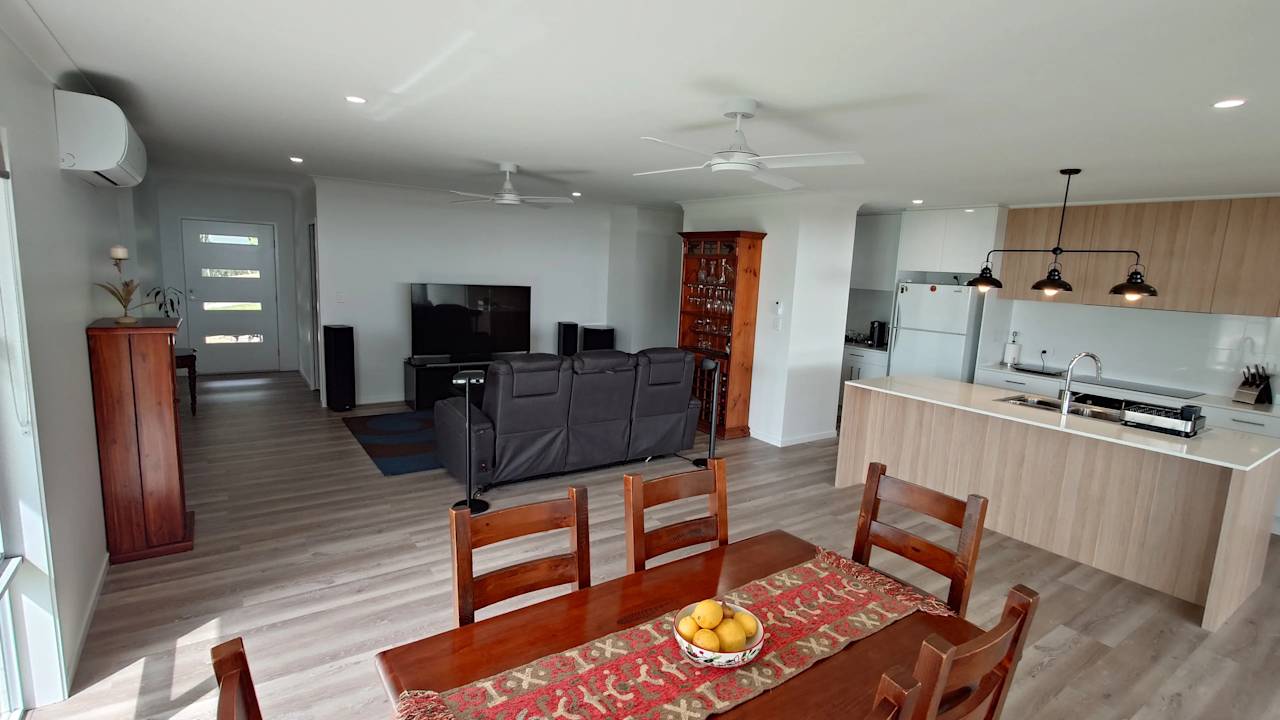 Unfurnished room in a share house