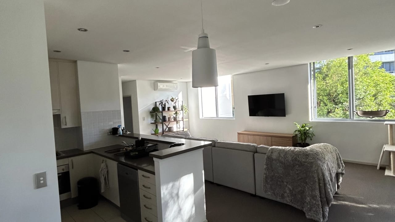 Unfurnished room with own bathroom