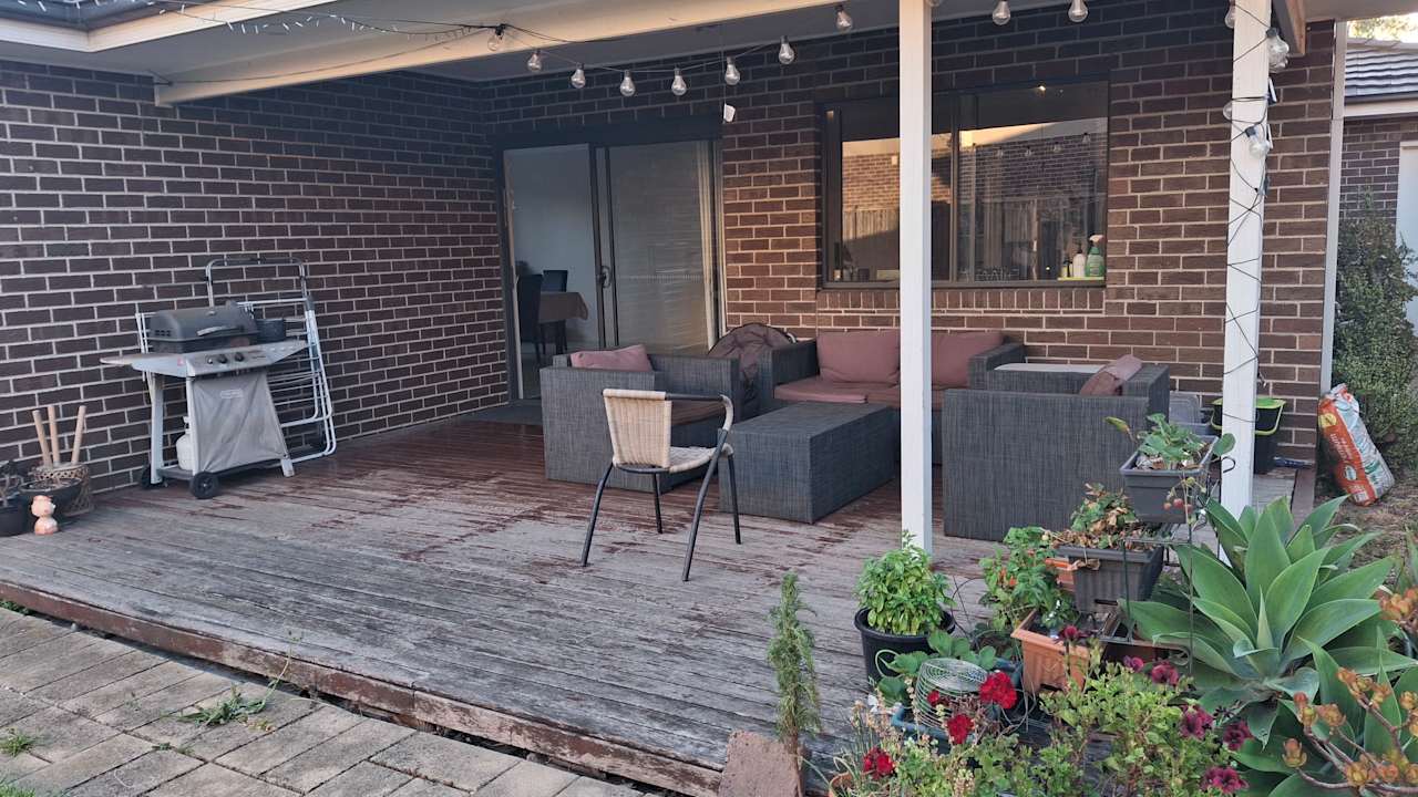 Unfurnished room in a share house