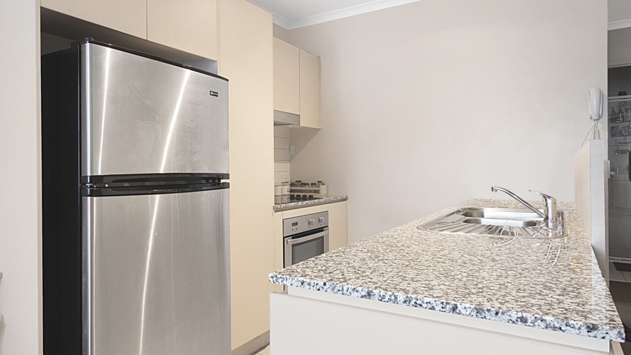 Furnished room in a flatshare