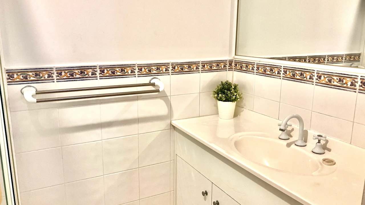 Furnished room with ensuite in a share house