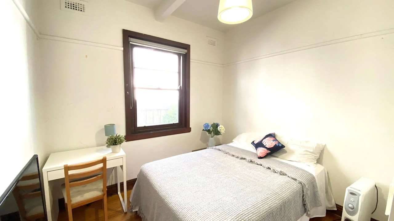 Whole property with 4 rooms for rent