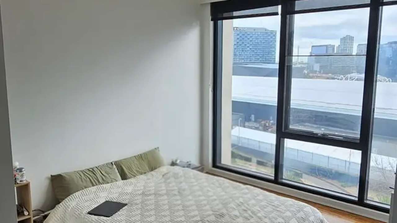 Unfurnished room in a share house