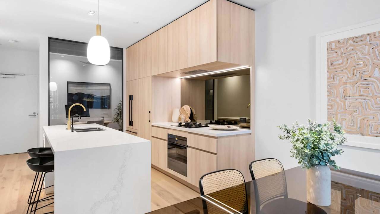 Furnished room with ensuite in a flatshare