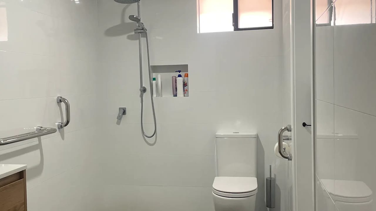 Furnished room in a share house