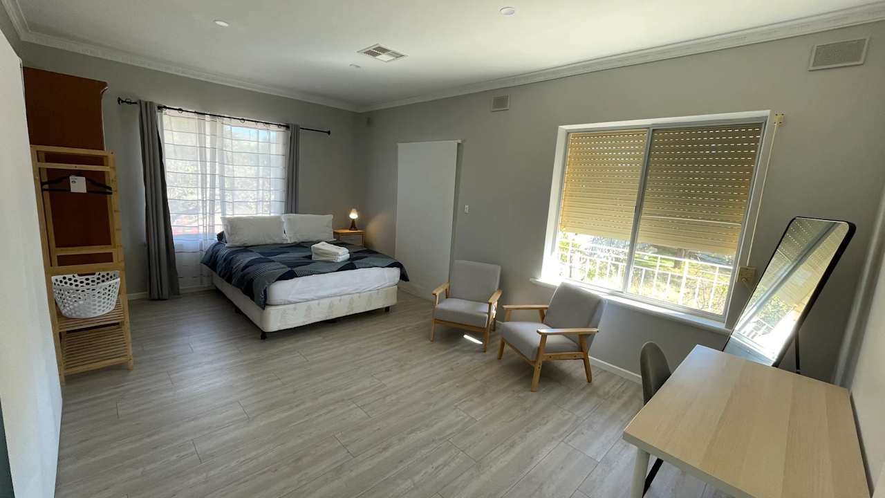 Furnished room in a share house