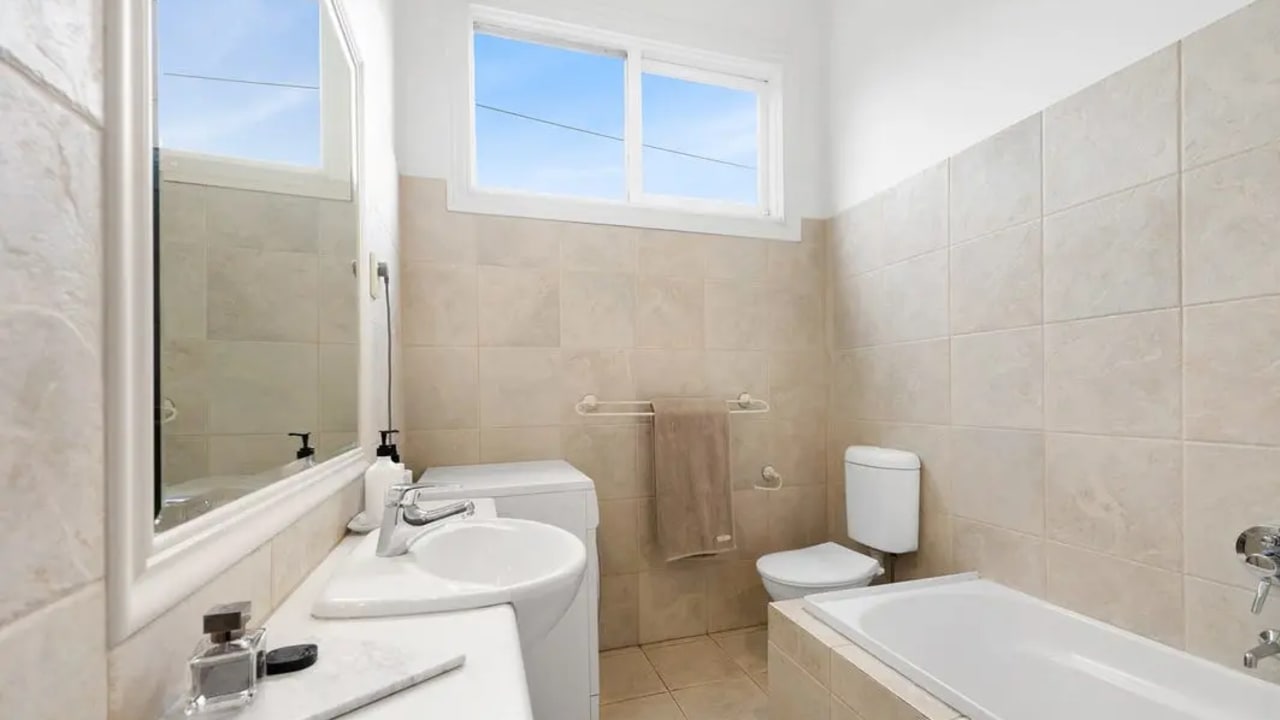 Unfurnished room with own bathroom