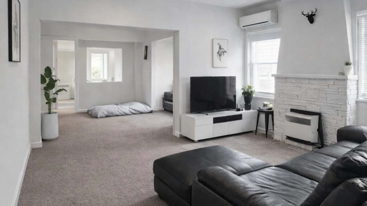 Furnished room with own bathroom