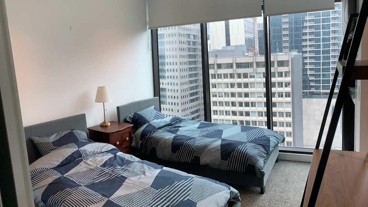Furnished room in a flatshare