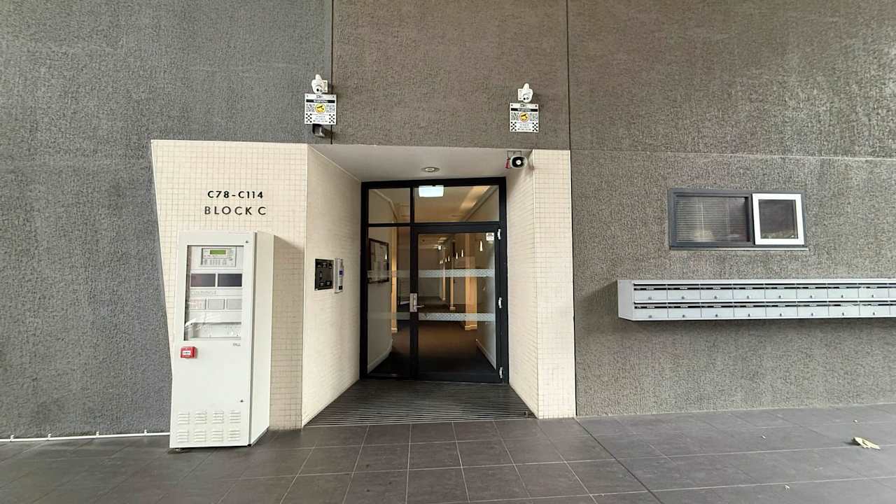Whole property with 2 rooms for rent