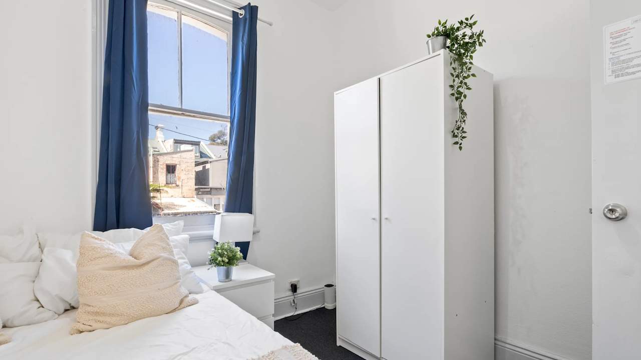 Furnished room in a share house