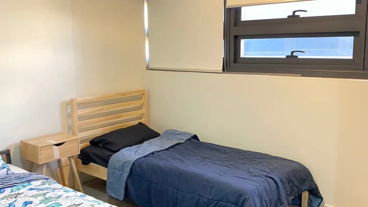 Furnished room in a flatshare
