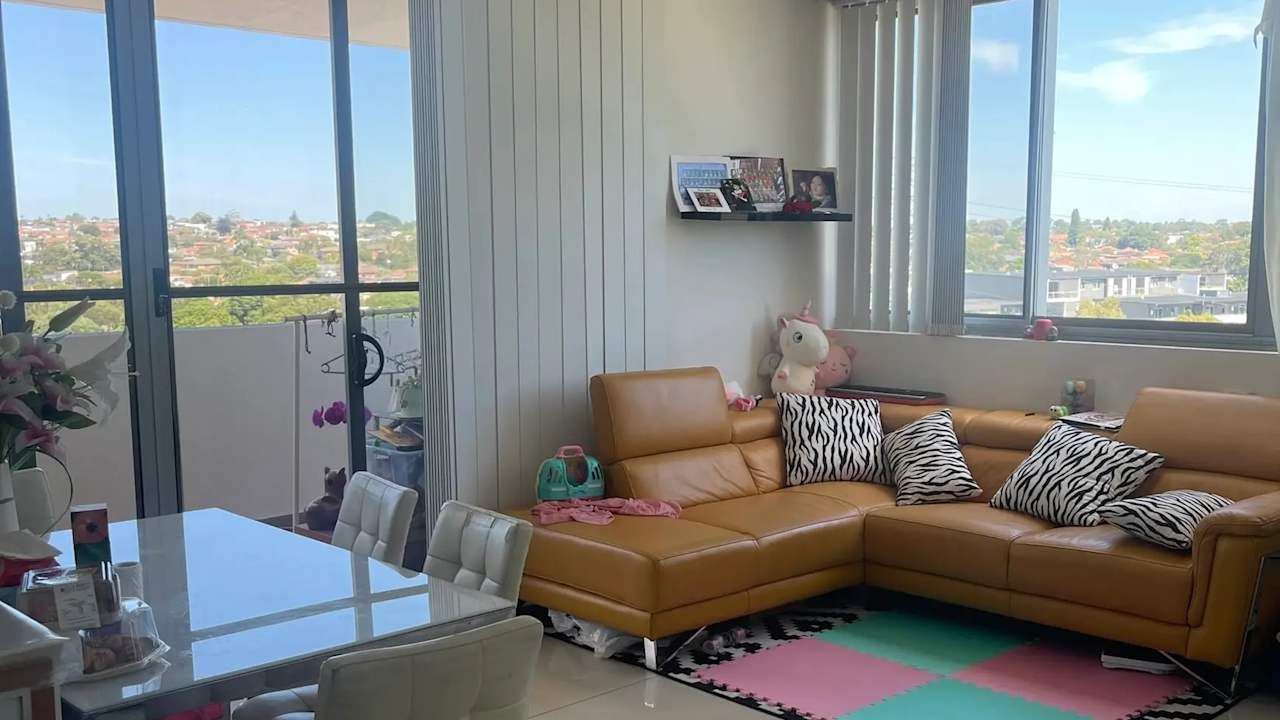 Furnished room with own bathroom