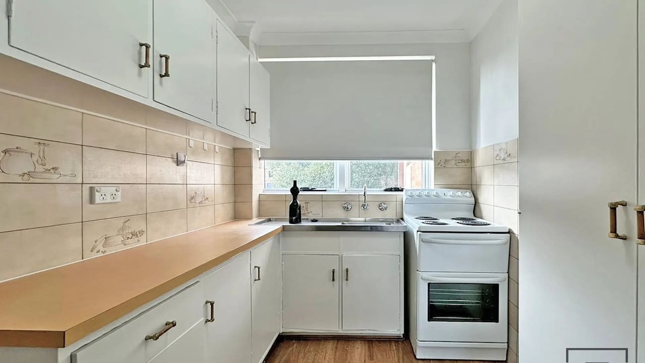 Whole property with 2 rooms for rent