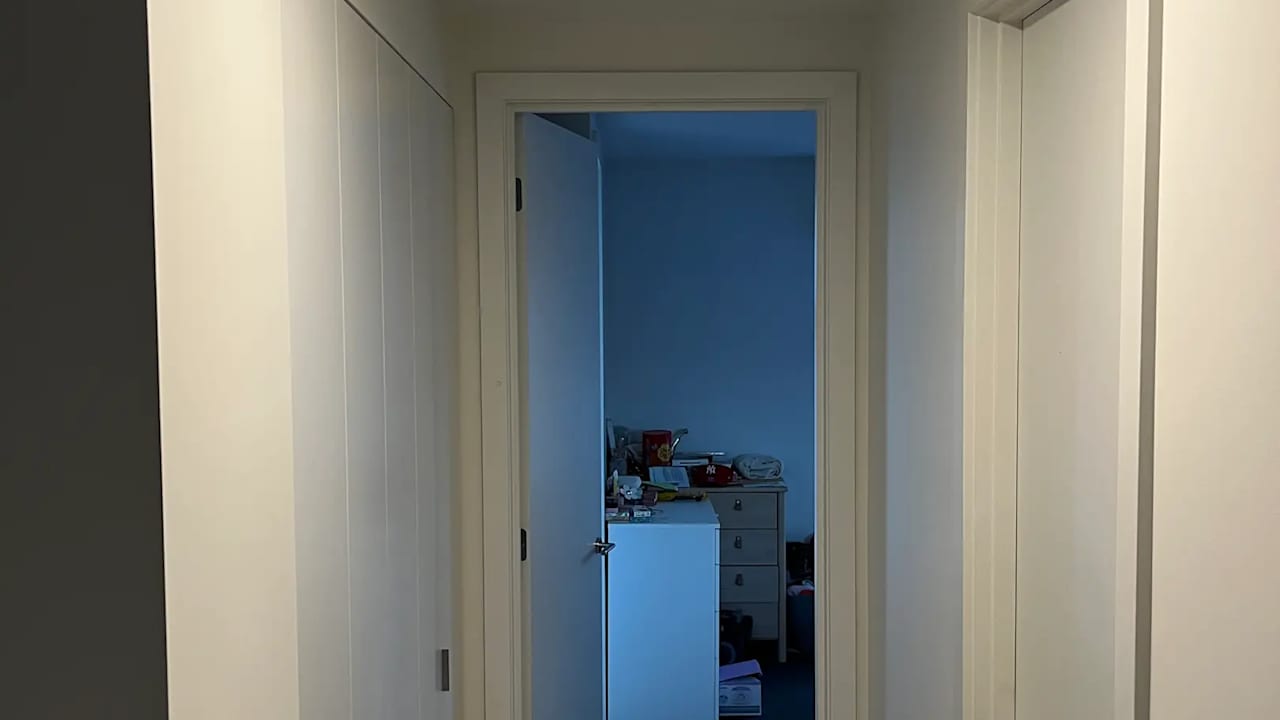 Unfurnished room with ensuite in a flatshare