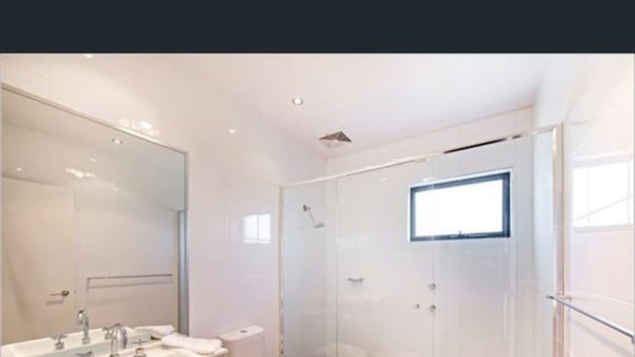 Unfurnished room with own bathroom